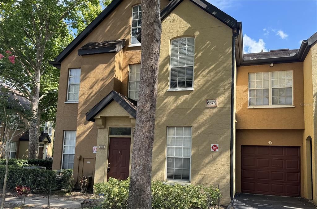 For Rent: $1,550 (1 beds, 1 baths, 794 Square Feet)