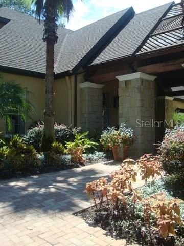 For Rent: $1,550 (1 beds, 1 baths, 794 Square Feet)