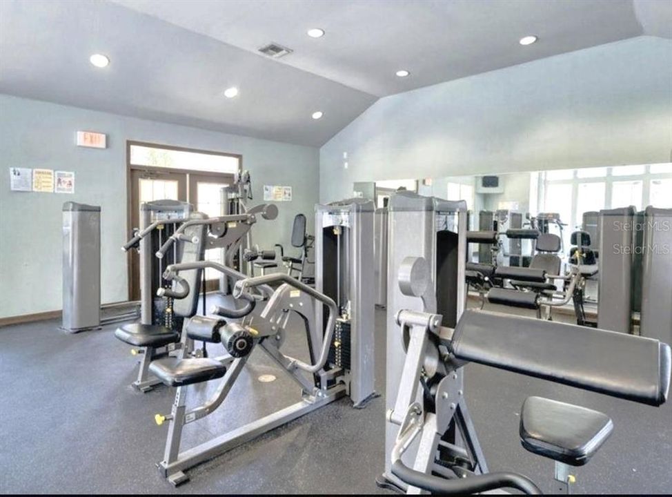 For Rent: $1,550 (1 beds, 1 baths, 794 Square Feet)