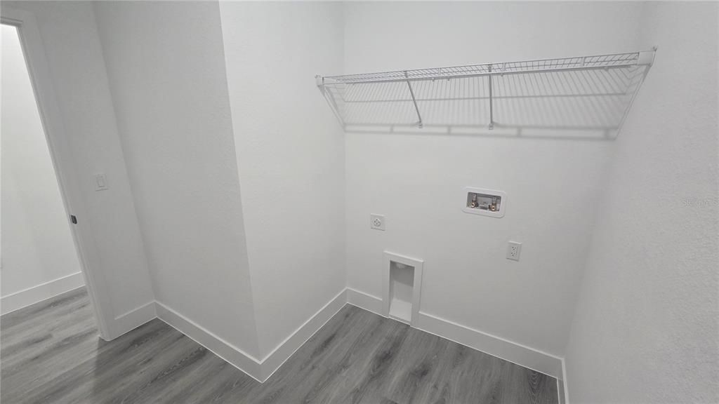 For Sale: $319,600 (4 beds, 2 baths, 1774 Square Feet)
