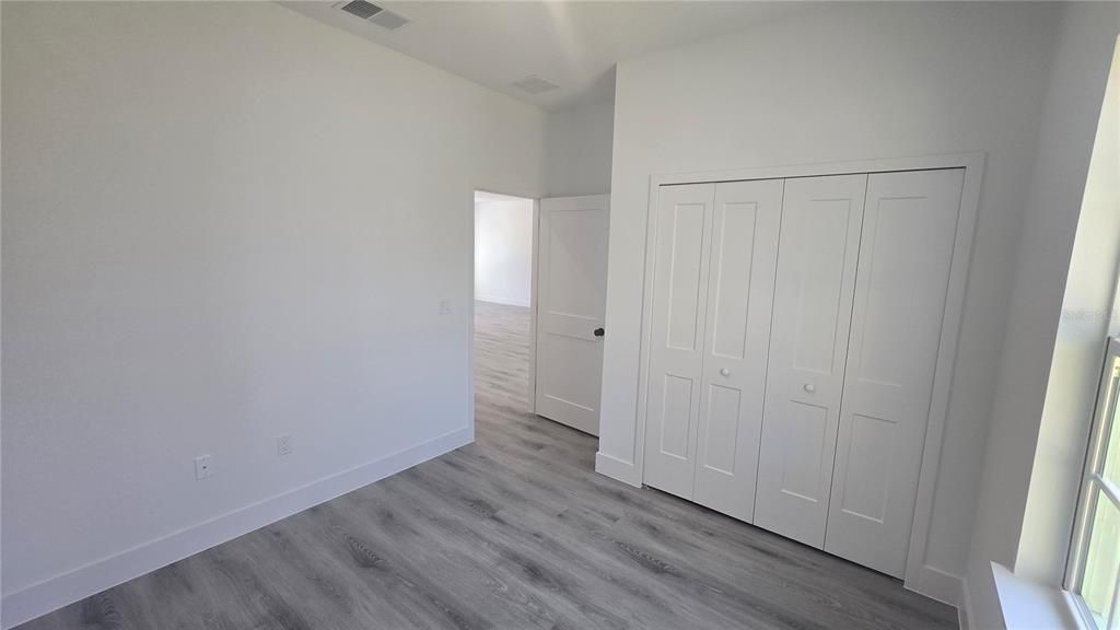 For Sale: $319,600 (4 beds, 2 baths, 1774 Square Feet)
