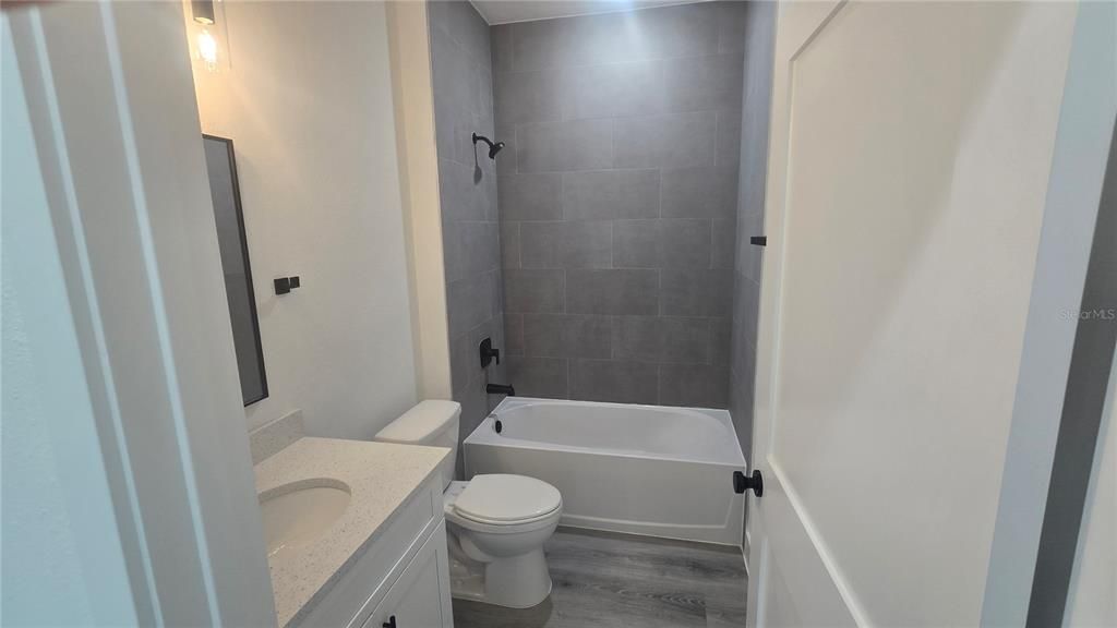 For Sale: $319,600 (4 beds, 2 baths, 1774 Square Feet)