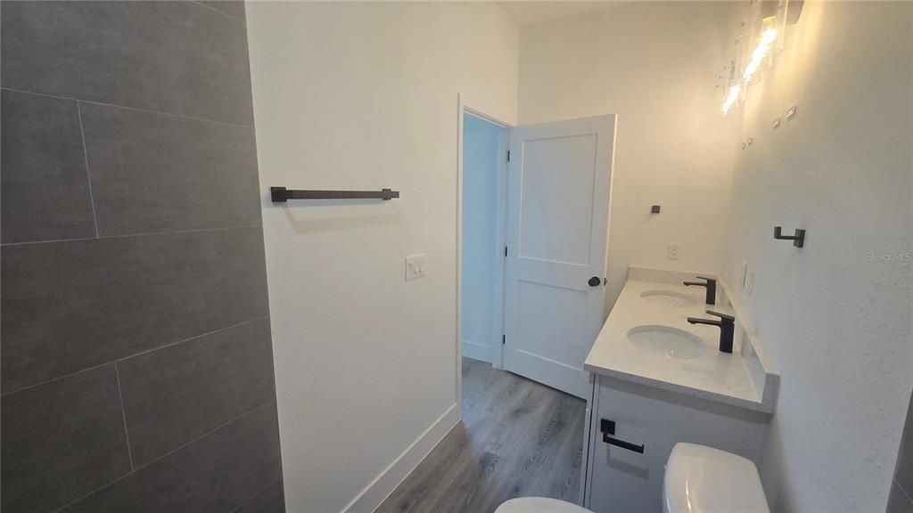 For Sale: $319,600 (4 beds, 2 baths, 1774 Square Feet)