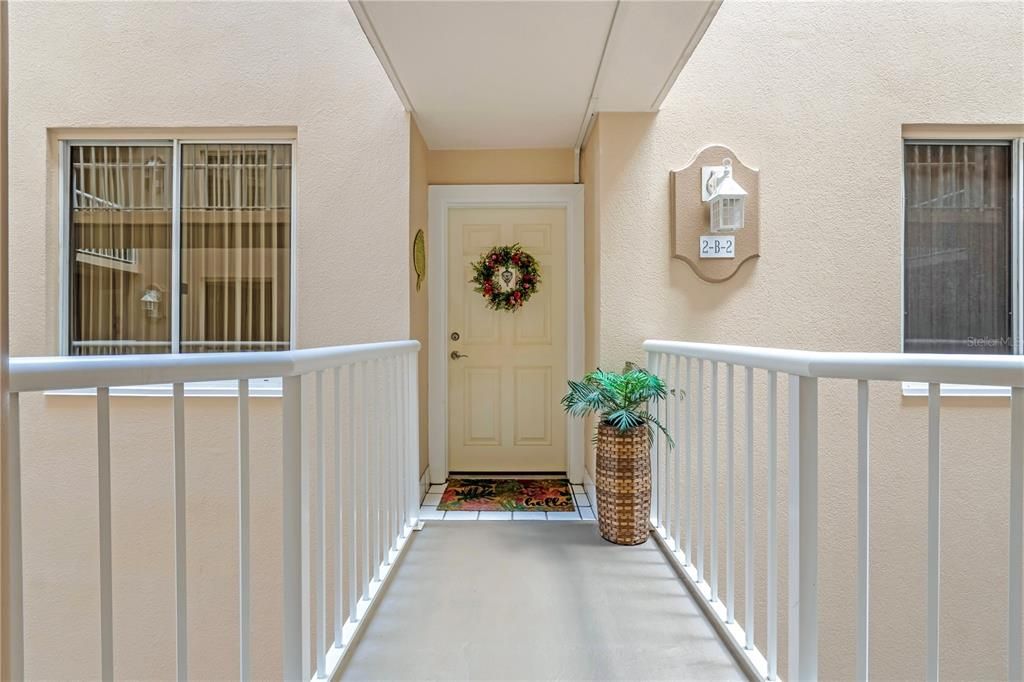 For Sale: $279,000 (2 beds, 2 baths, 1400 Square Feet)