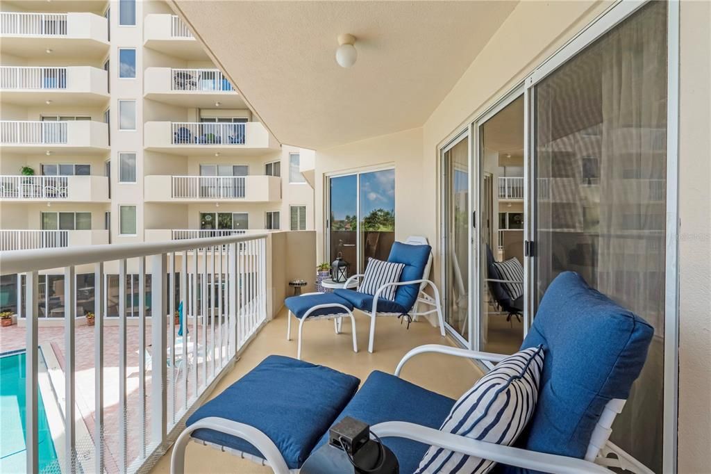 For Sale: $279,000 (2 beds, 2 baths, 1400 Square Feet)