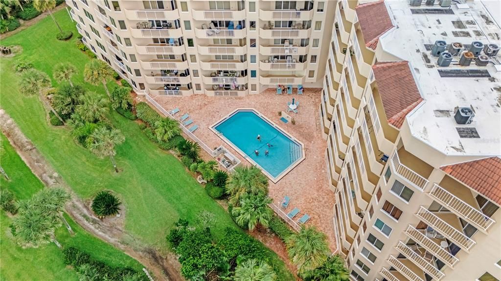 For Sale: $279,000 (2 beds, 2 baths, 1400 Square Feet)