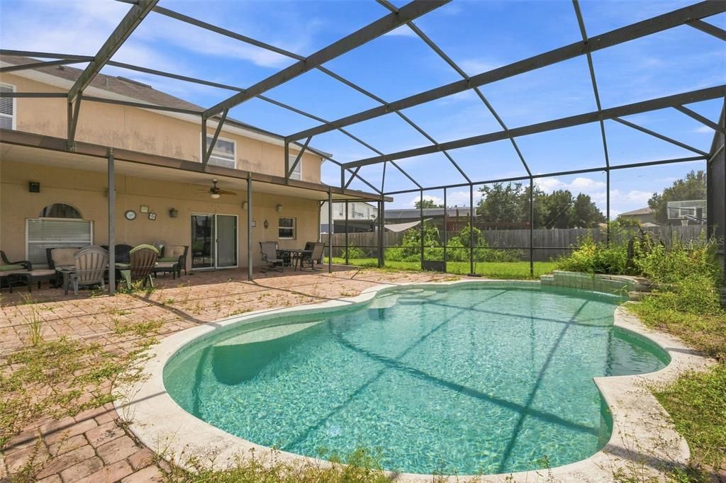 For Sale: $558,000 (4 beds, 3 baths, 3016 Square Feet)