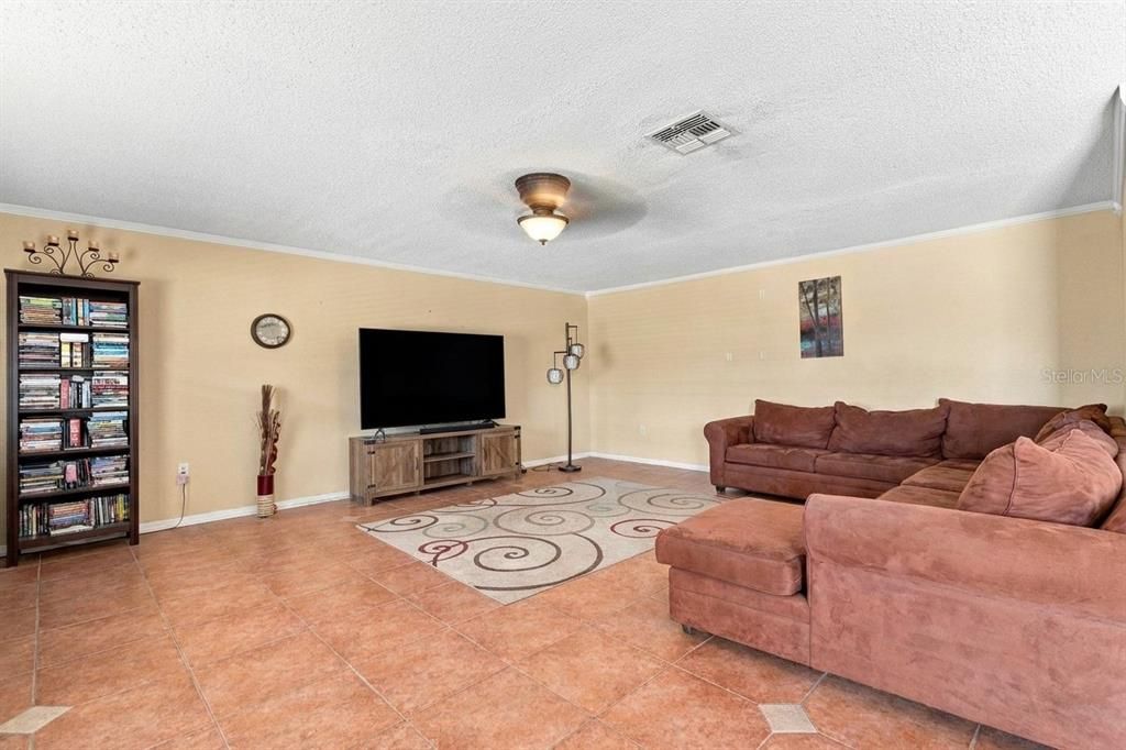 For Sale: $558,000 (4 beds, 3 baths, 3016 Square Feet)