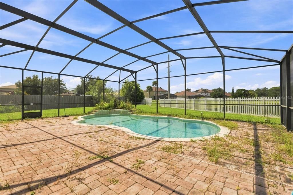 For Sale: $558,000 (4 beds, 3 baths, 3016 Square Feet)