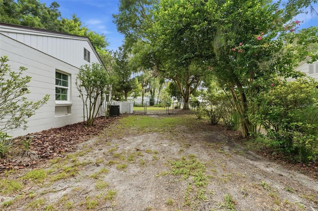 For Sale: $339,000 (3 beds, 1 baths, 1460 Square Feet)