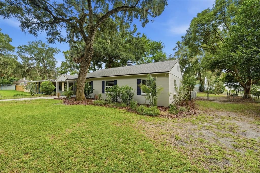 For Sale: $339,000 (3 beds, 1 baths, 1460 Square Feet)