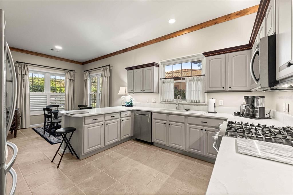 For Sale: $749,900 (3 beds, 2 baths, 2088 Square Feet)