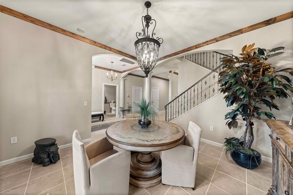 For Sale: $749,900 (3 beds, 2 baths, 2088 Square Feet)