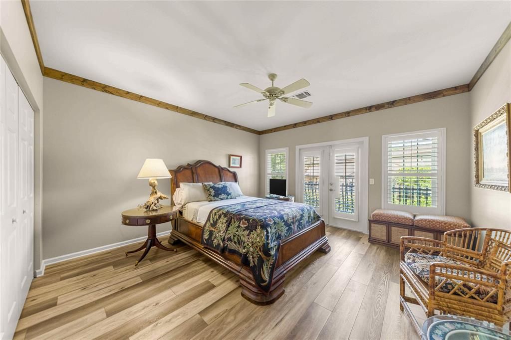 For Sale: $749,900 (3 beds, 2 baths, 2088 Square Feet)