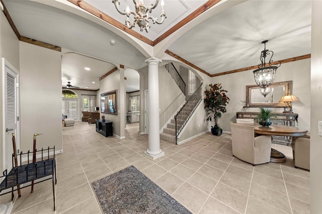 For Sale: $749,900 (3 beds, 2 baths, 2088 Square Feet)