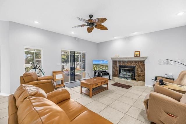 For Sale: $765,000 (3 beds, 2 baths, 2368 Square Feet)