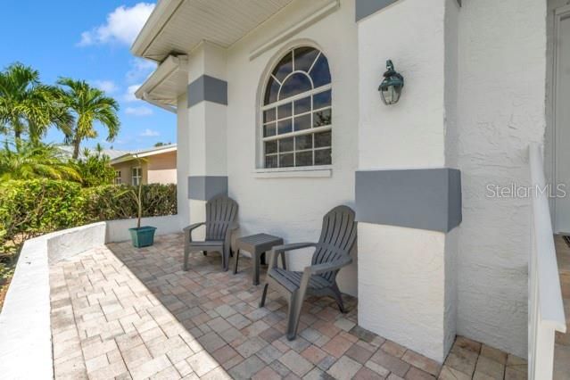 For Sale: $765,000 (3 beds, 2 baths, 2368 Square Feet)