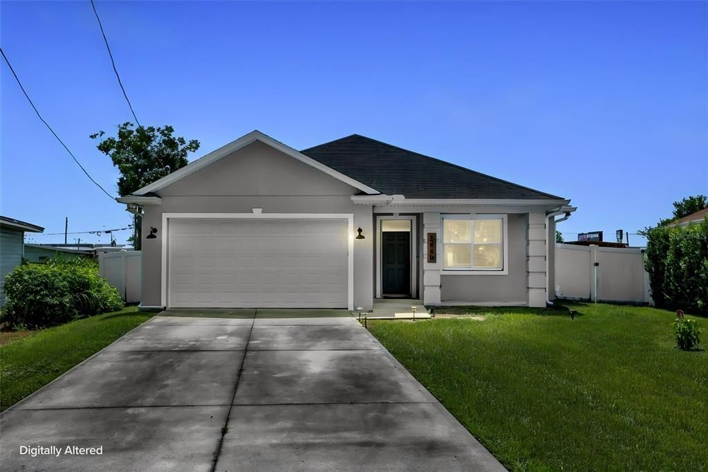 For Sale: $575,000 (3 beds, 2 baths, 1713 Square Feet)