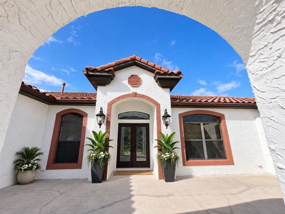 For Sale: $389,999 (3 beds, 2 baths, 1930 Square Feet)