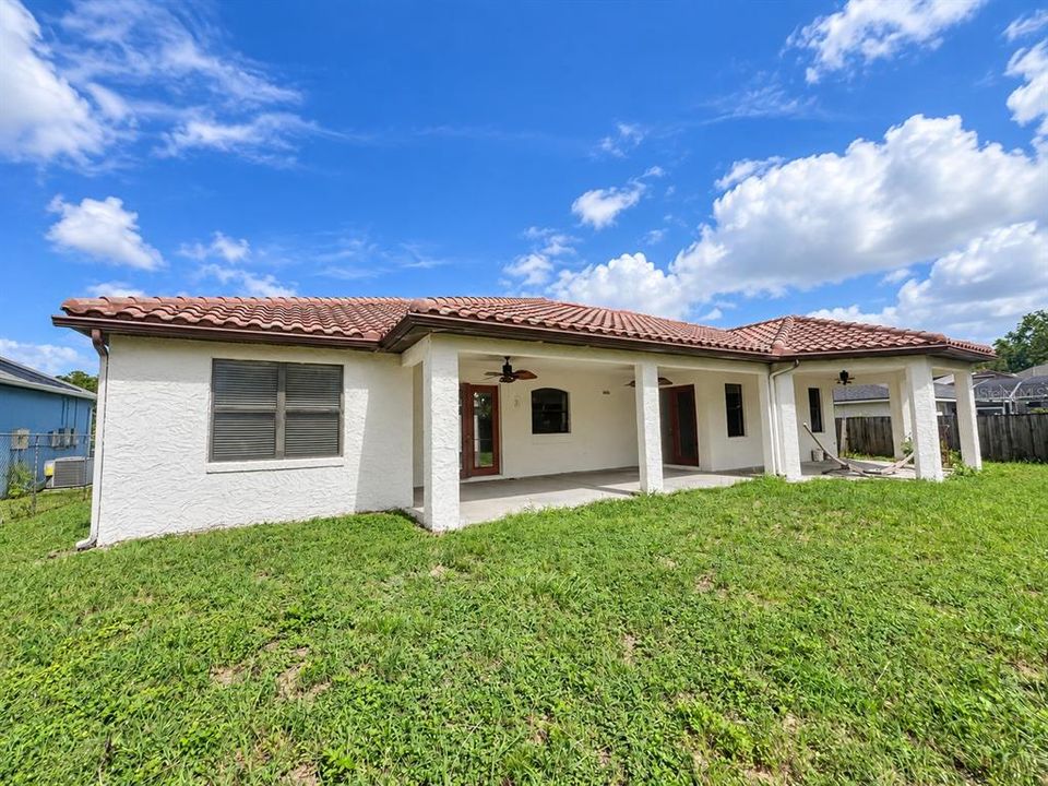 For Sale: $389,999 (3 beds, 2 baths, 1930 Square Feet)