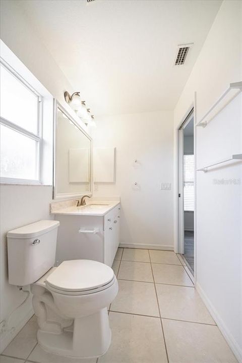 For Sale: $275,000 (3 beds, 2 baths, 1285 Square Feet)