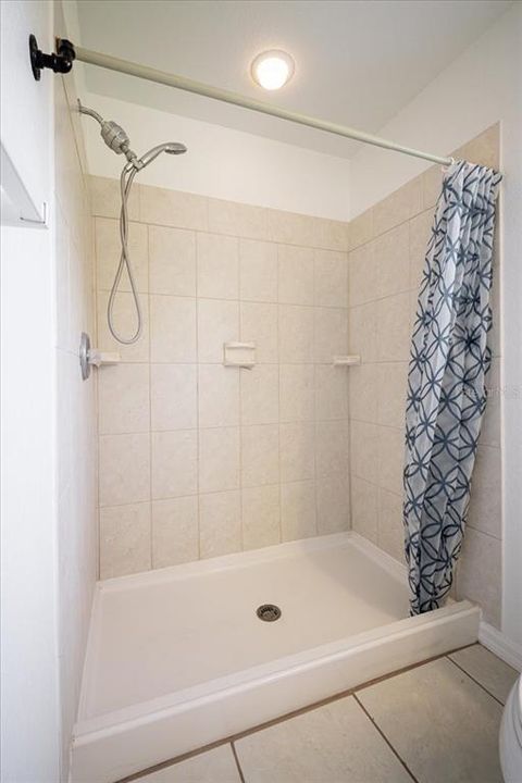 For Sale: $275,000 (3 beds, 2 baths, 1285 Square Feet)