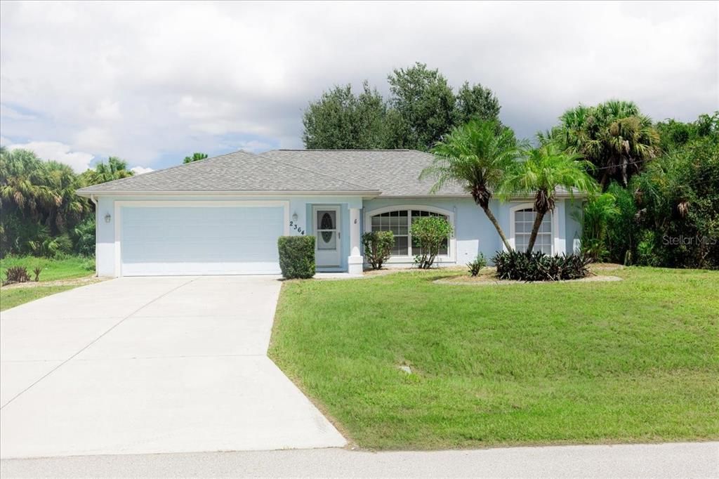 For Sale: $275,000 (3 beds, 2 baths, 1285 Square Feet)