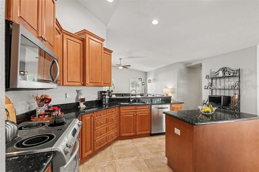 En Venta: $470,000 (4 camas, 2 baños, 2148 Pies cuadrados)