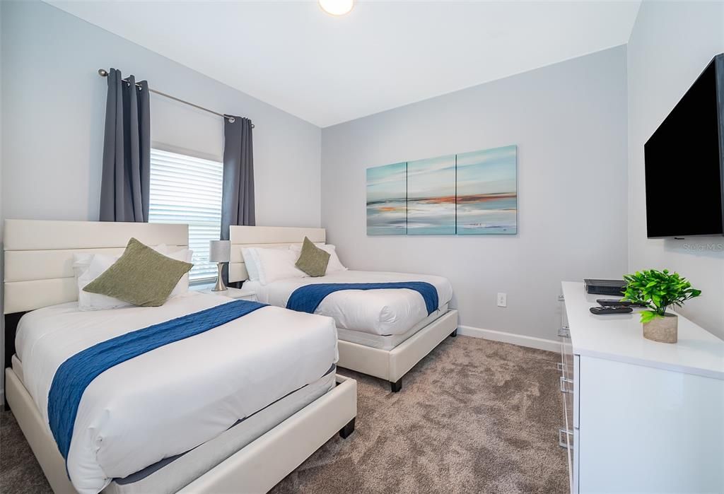 В аренду: $3,200 (5 спален, 4 ванн, 2168 Квадратных фут)