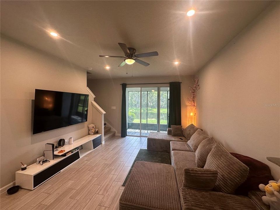 En Renta: $2,400 (3 camas, 2 baños, 1667 Pies cuadrados)