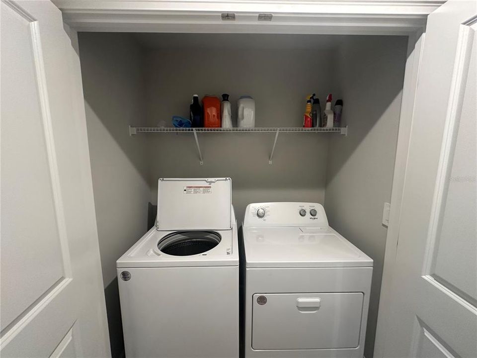 En Renta: $2,400 (3 camas, 2 baños, 1667 Pies cuadrados)