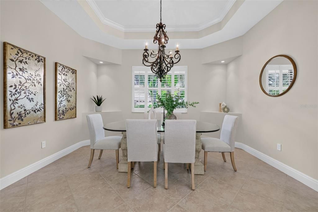 For Sale: $975,000 (2 beds, 2 baths, 2821 Square Feet)