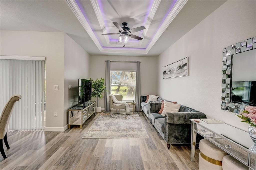 For Sale: $530,000 (6 beds, 0 baths, 2612 Square Feet)