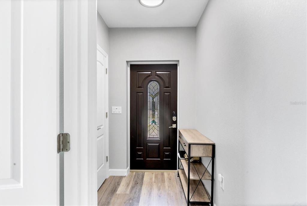 For Sale: $530,000 (6 beds, 0 baths, 2612 Square Feet)