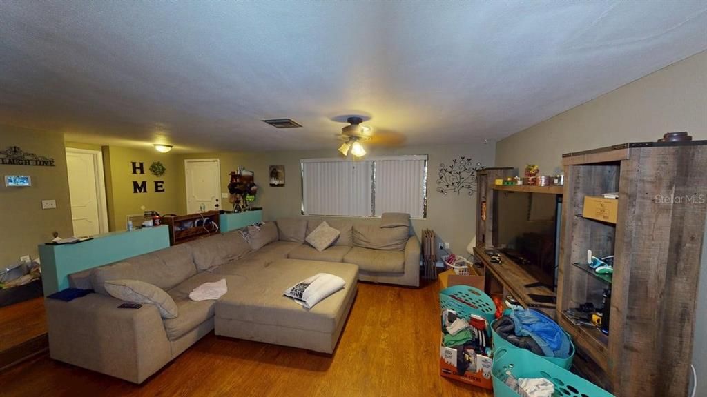 На продажу: $275,000 (3 спален, 2 ванн, 1525 Квадратных фут)