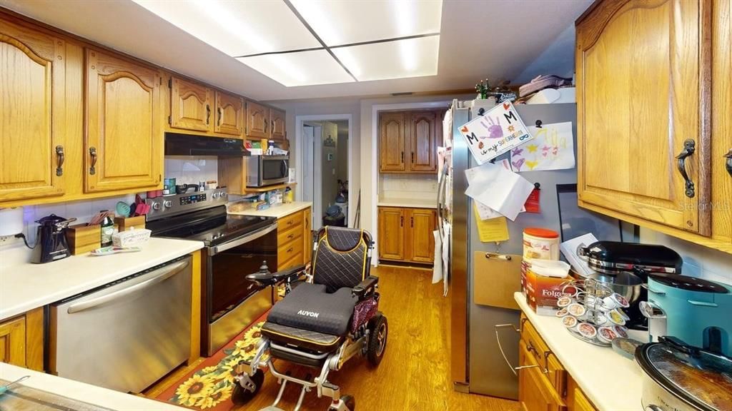 На продажу: $275,000 (3 спален, 2 ванн, 1525 Квадратных фут)