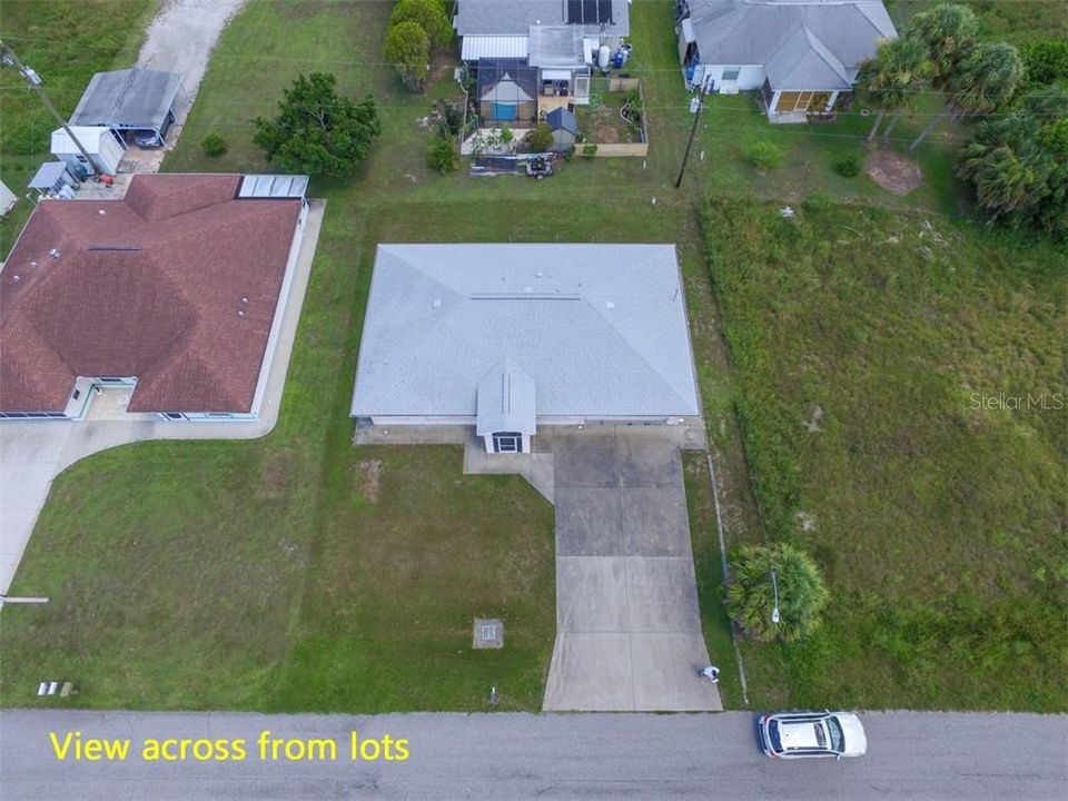 На продажу: $39,000 (0.17 acres)