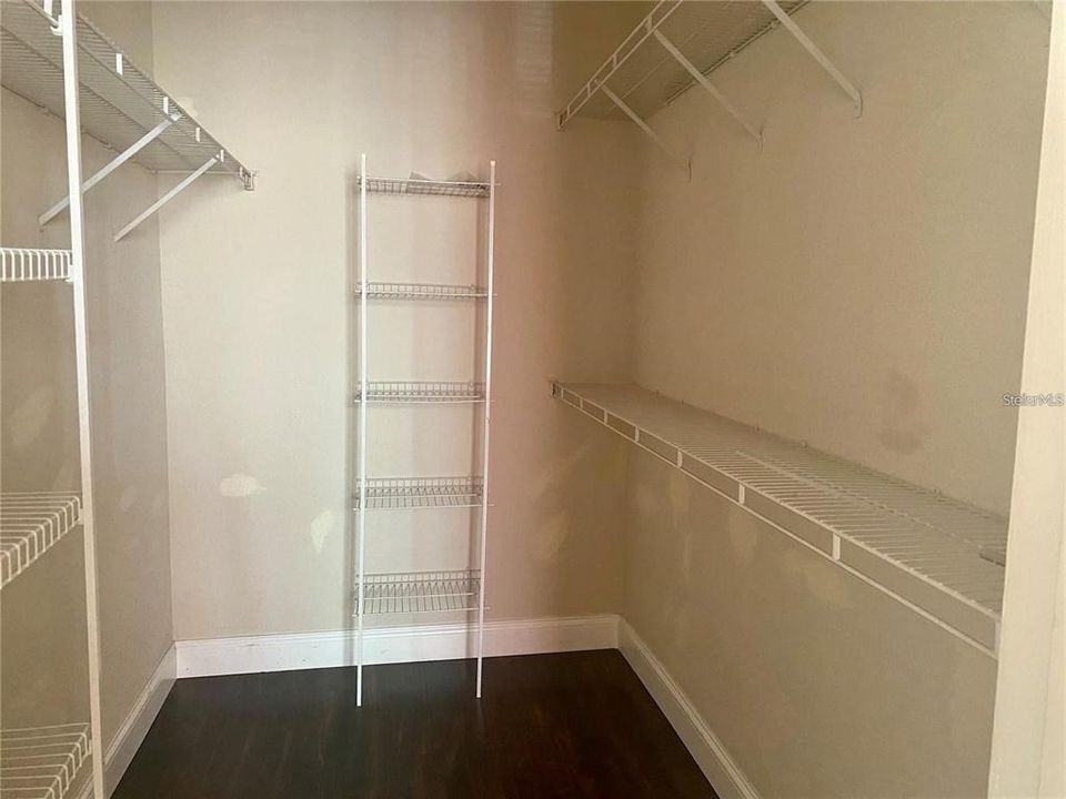 В аренду: $1,650 (2 спален, 2 ванн, 1212 Квадратных фут)