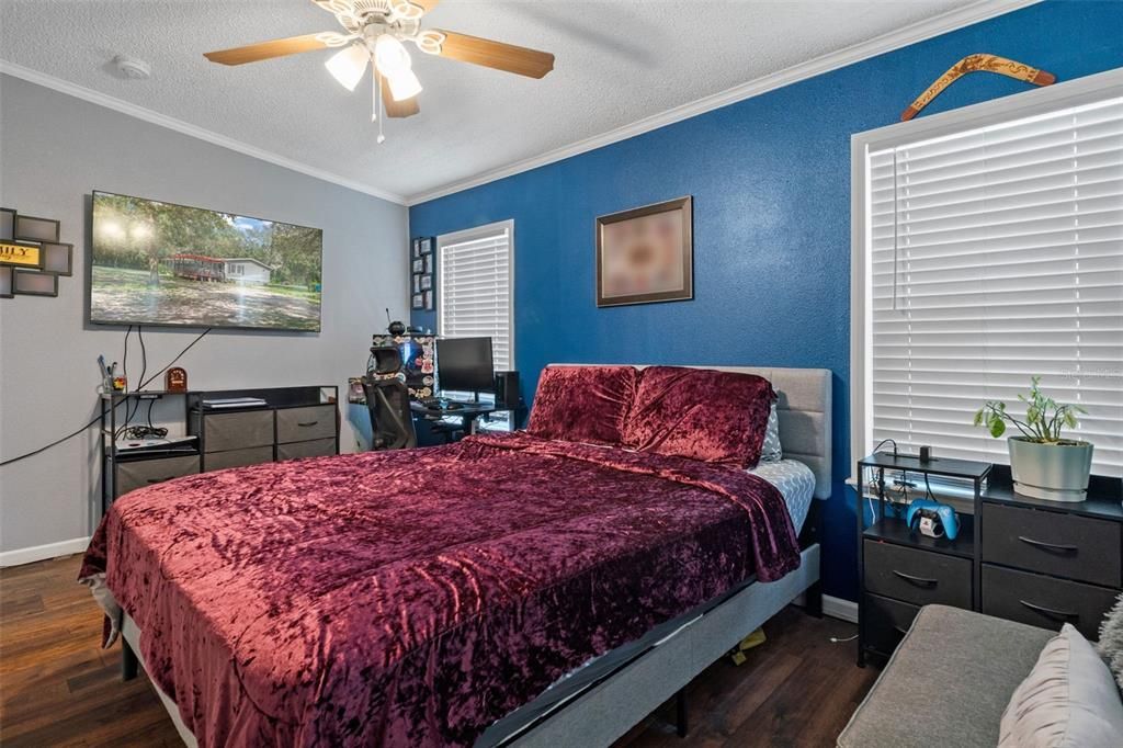 For Sale: $249,000 (3 beds, 2 baths, 1452 Square Feet)