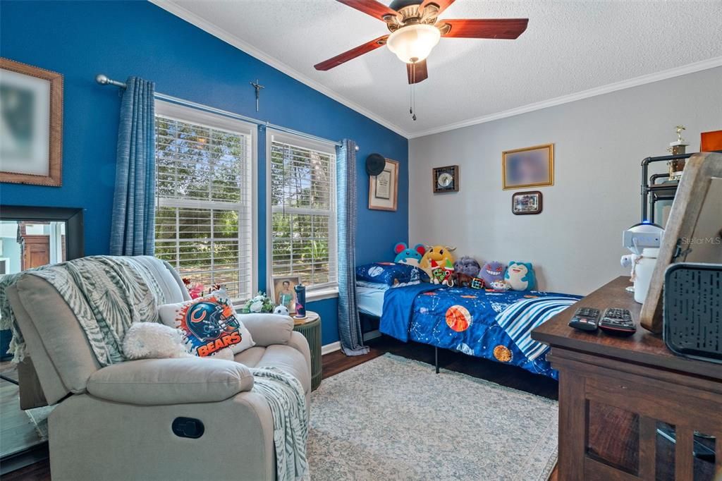 For Sale: $249,000 (3 beds, 2 baths, 1452 Square Feet)