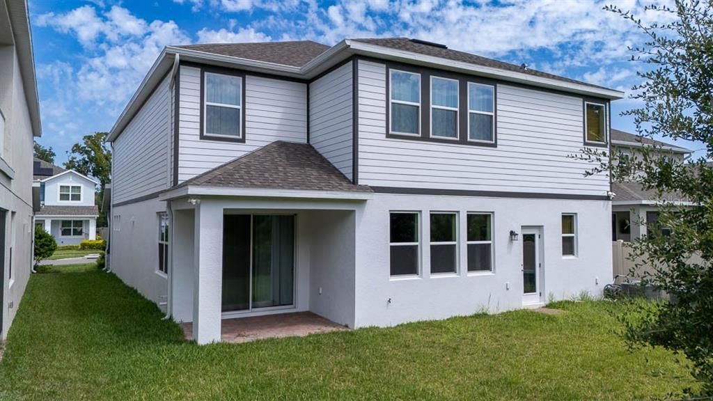 For Sale: $820,000 (5 beds, 5 baths, 3775 Square Feet)