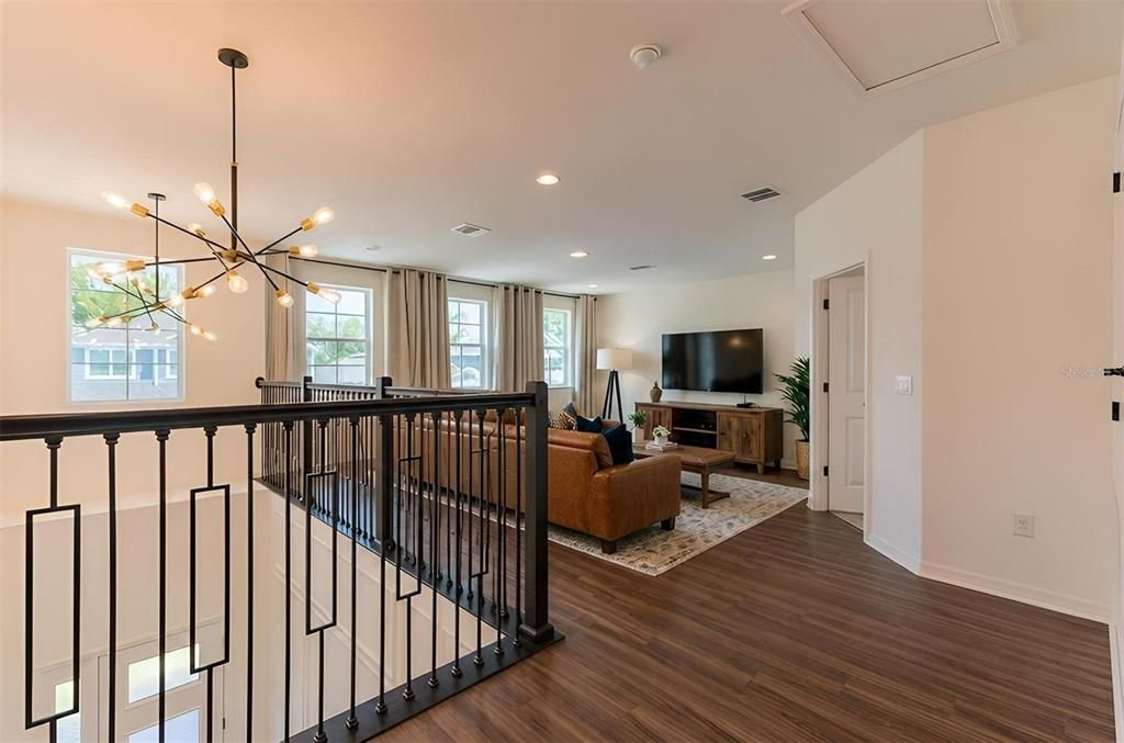 For Sale: $820,000 (5 beds, 5 baths, 3775 Square Feet)