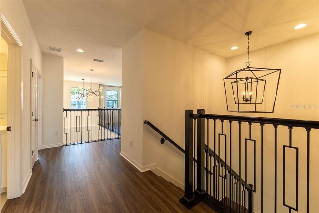 For Sale: $820,000 (5 beds, 5 baths, 3775 Square Feet)