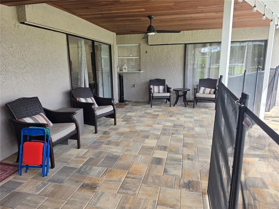 For Sale: $598,000 (3 beds, 2 baths, 1810 Square Feet)