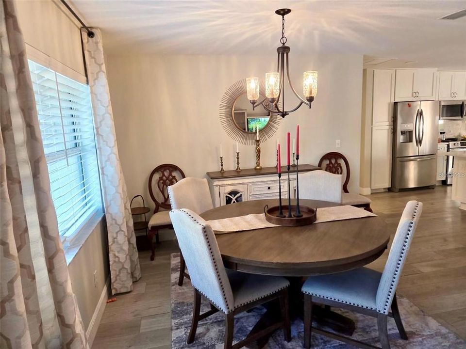 For Sale: $598,000 (3 beds, 2 baths, 1810 Square Feet)