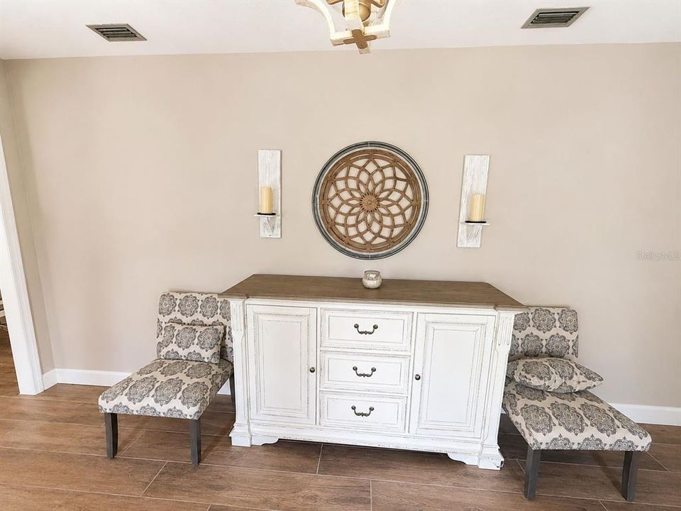 For Sale: $765,000 (5 beds, 3 baths, 3125 Square Feet)