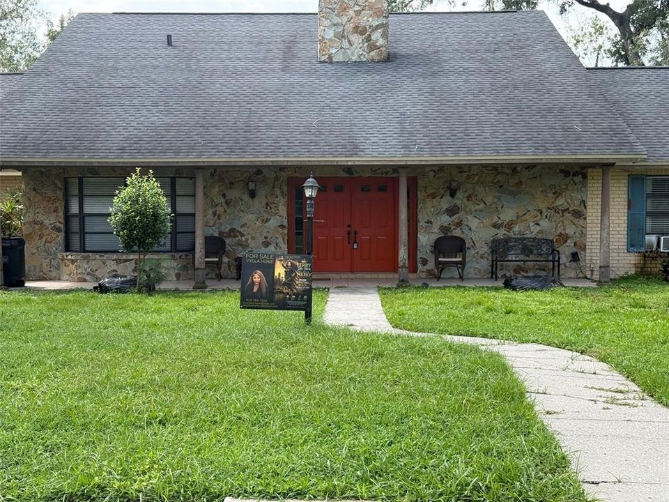For Sale: $765,000 (5 beds, 3 baths, 3125 Square Feet)