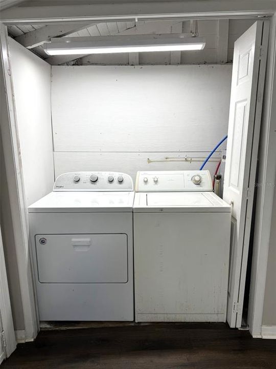 For Sale: $199,900 (3 beds, 1 baths, 880 Square Feet)