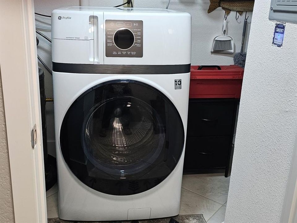 В аренду: $3,700 (2 спален, 2 ванн, 1170 Квадратных фут)