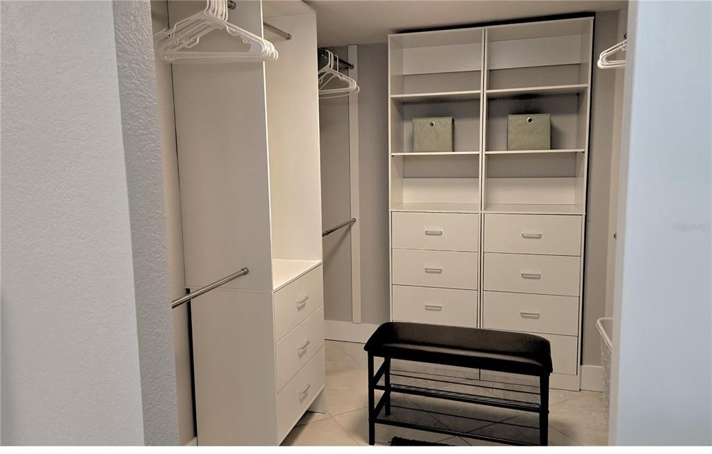 В аренду: $3,700 (2 спален, 2 ванн, 1170 Квадратных фут)